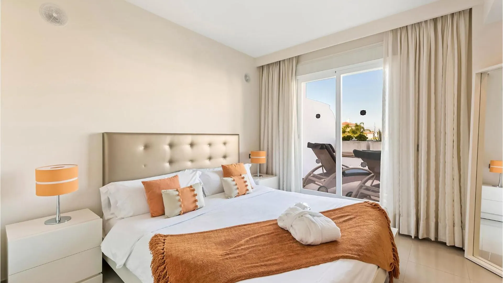 3 Bedroom Beautiful Apartment In Estepona