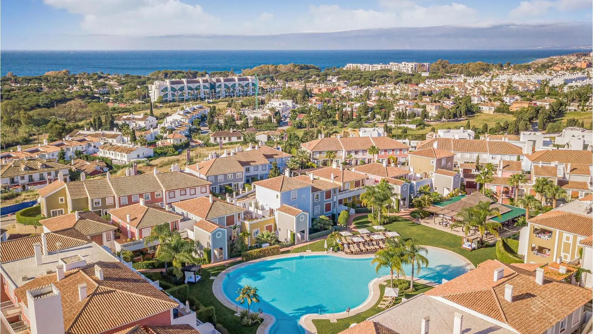 3 Bedroom Beautiful Apartment In Estepona